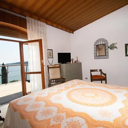 Lydia Padenghe sul Garda